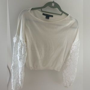 rench connection floral laced sleeves and cropped sweater White Size Small.